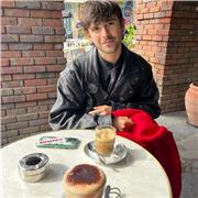 Estudiante de biotecnología para dar clases de todas las materias en alumnos de la ESO y biología en bachillerato.